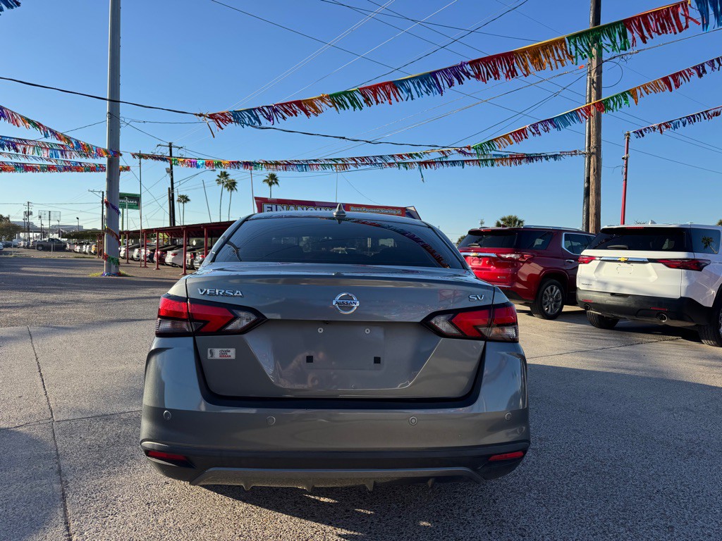 2020 Nissan Versa Image 8