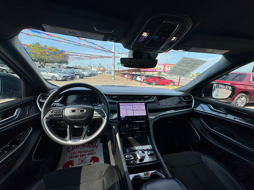 2022 Jeep Grand Cherokee Image 9