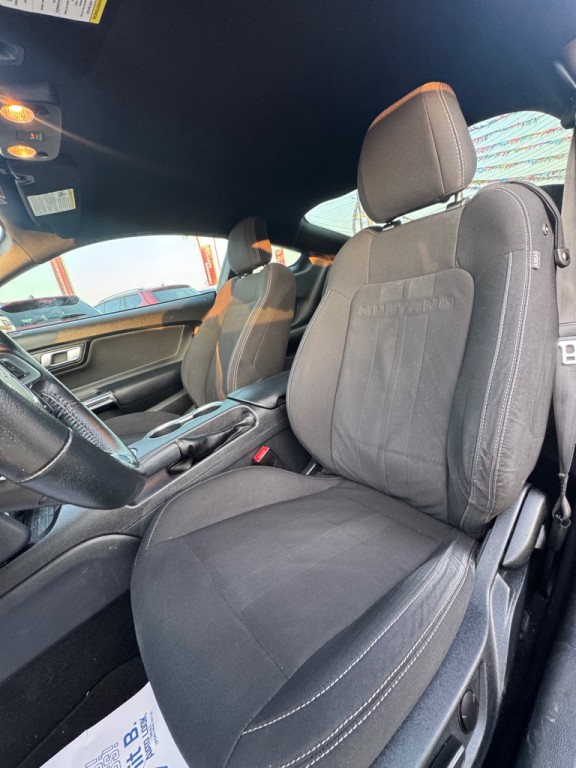 2020 Ford Mustang Image 10