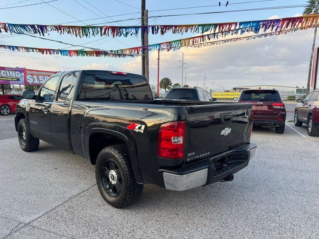 2010 Chevrolet Silverado 1500 Image 6