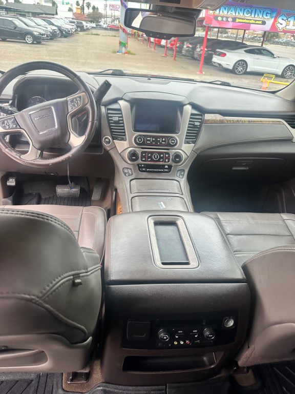 2015 GMC Yukon Image 11