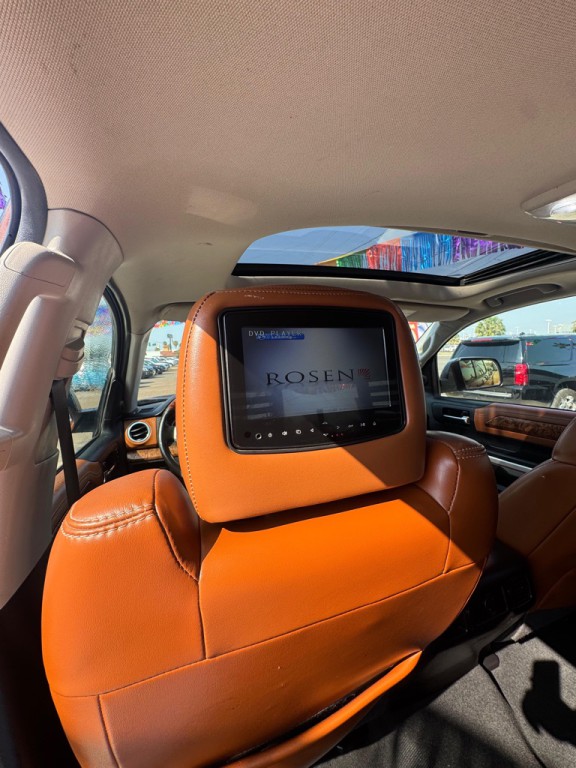 2016 Toyota Tundra Image 8