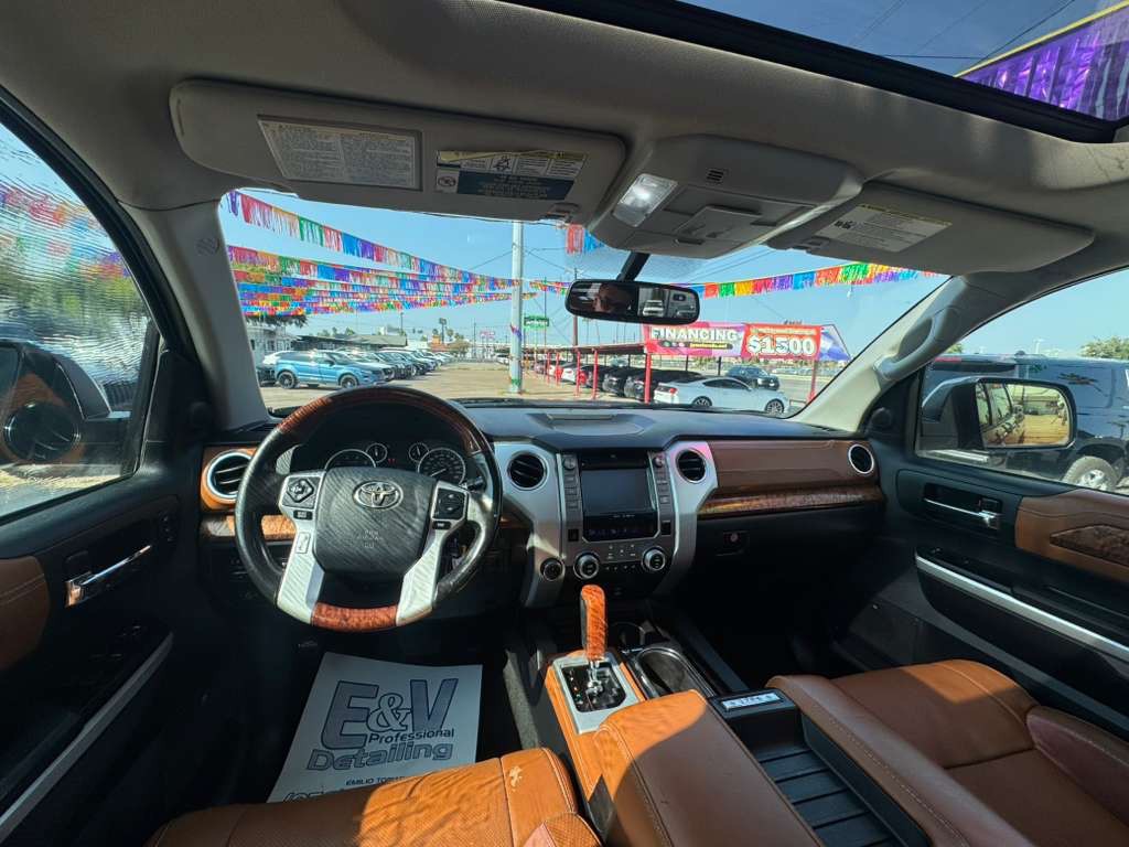 2016 Toyota Tundra Image 10