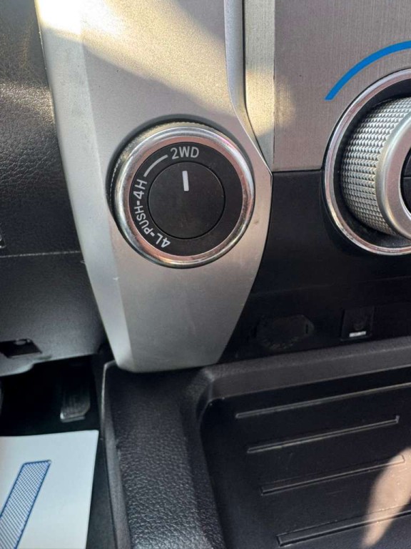 2016 Toyota Tundra Image 11