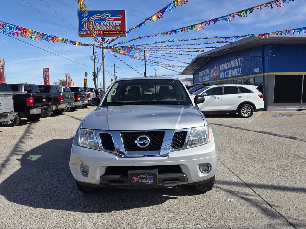 2015 Nissan Frontier Image 11