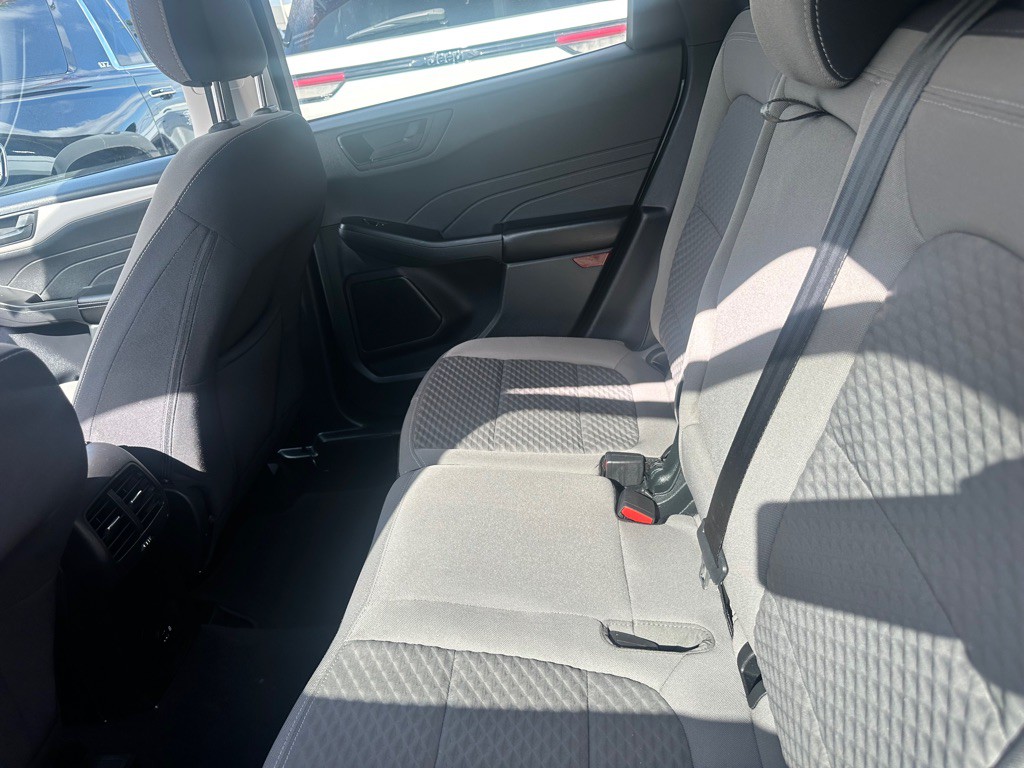 2022 Ford Escape Image 10