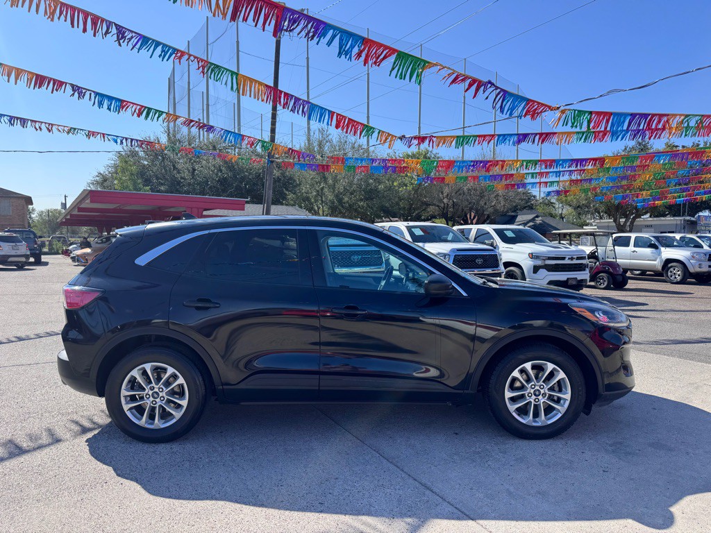 2022 Ford Escape Image 3