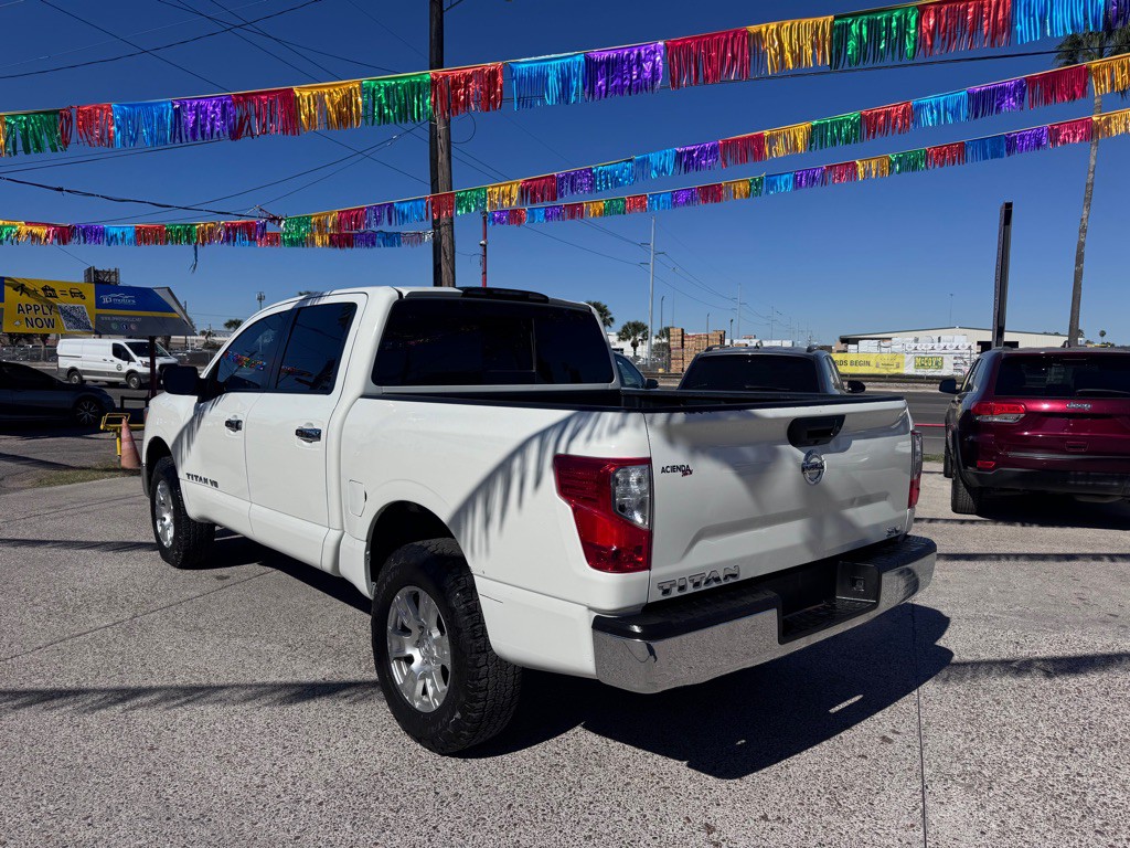 2019 Nissan Titan Image 5