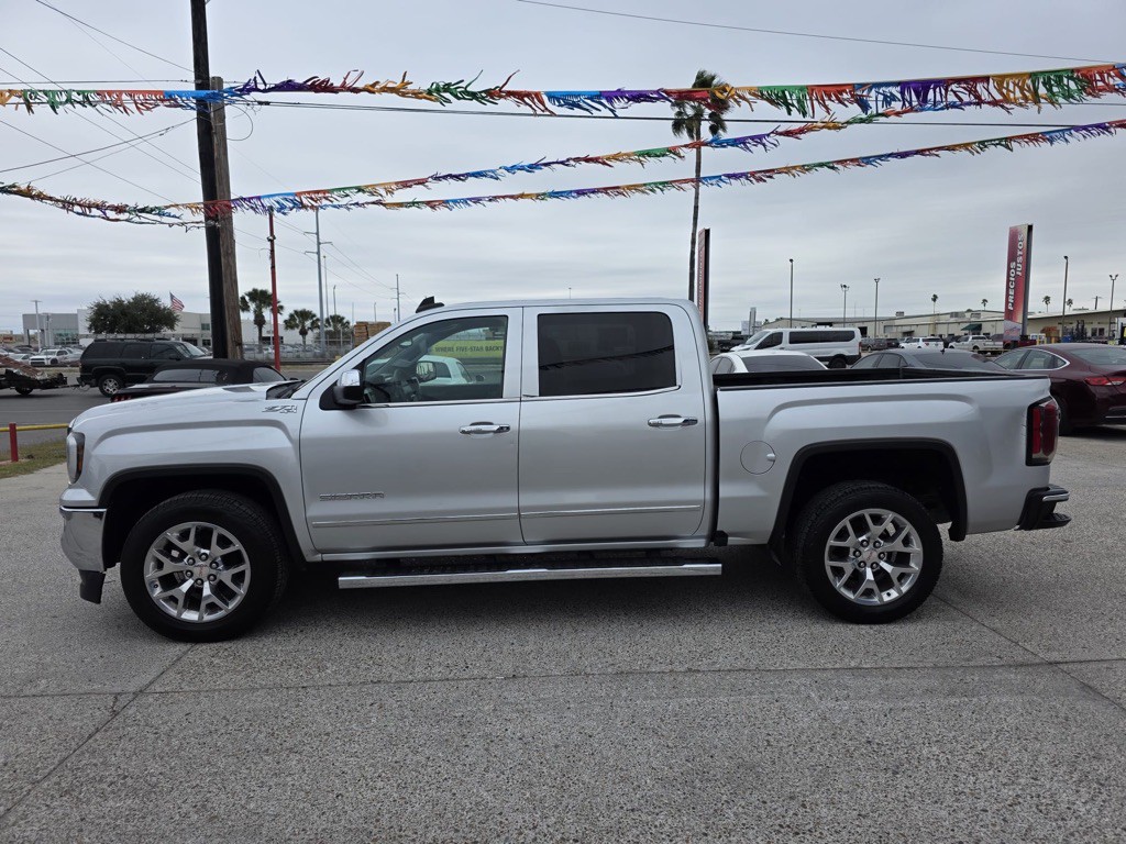 2017 GMC Sierra Image 2