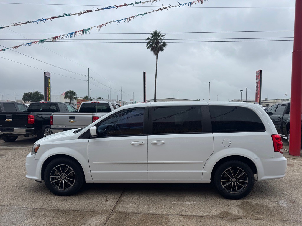 2015 Dodge Grand Caravan Image 2
