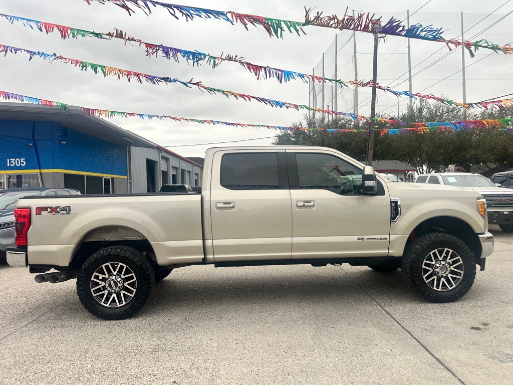 2017 Ford F-250 Image 5