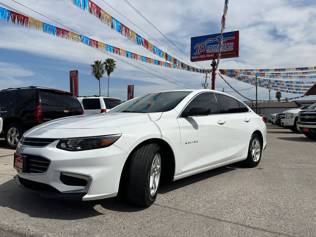 2016 Chevrolet Malibu Image 1