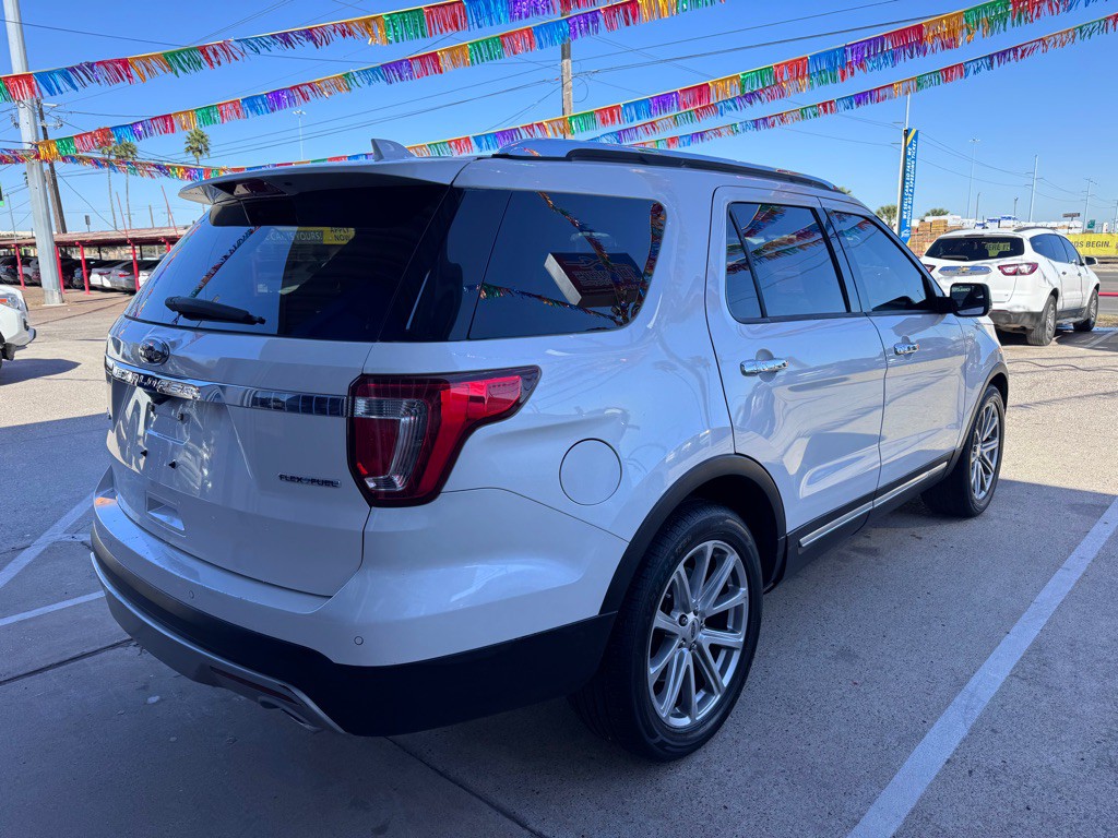 2016 Ford Explorer Image 4