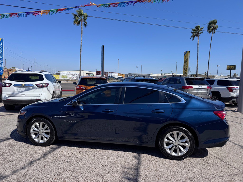2019 Chevrolet Malibu Image 3