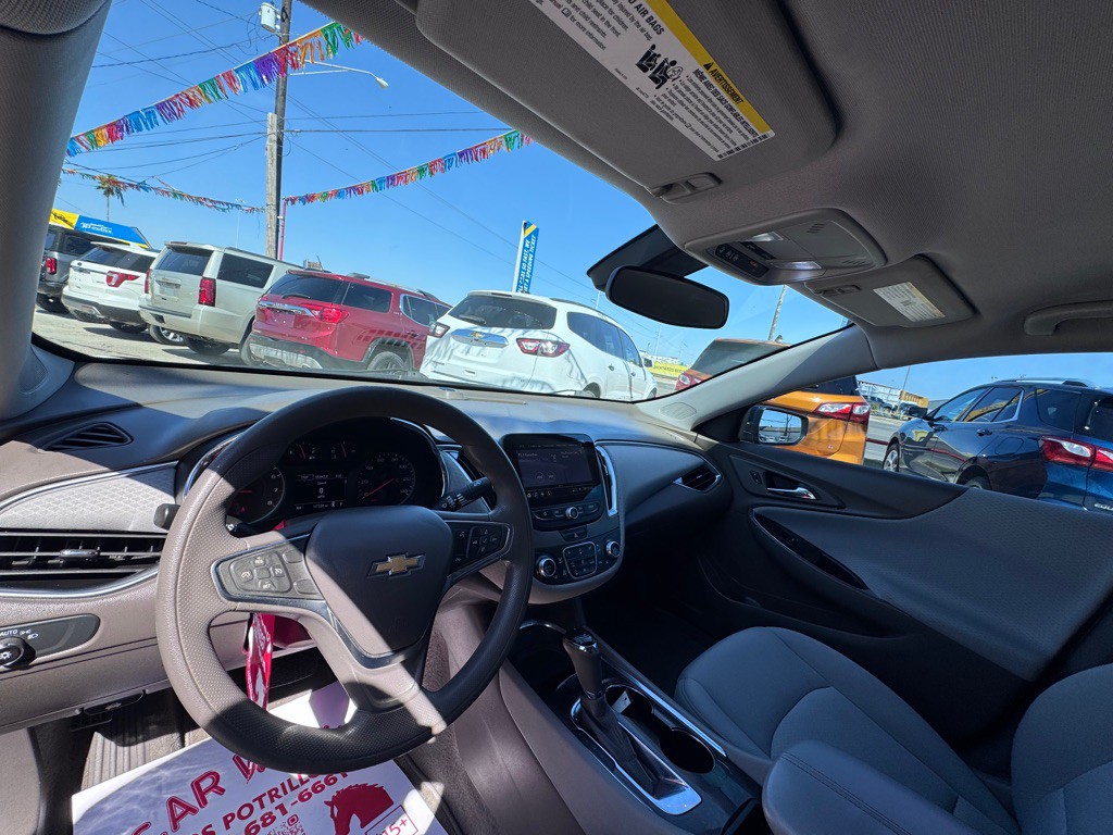 2019 Chevrolet Malibu Image 8