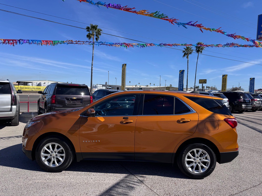 2018 Chevrolet Equinox Image 2