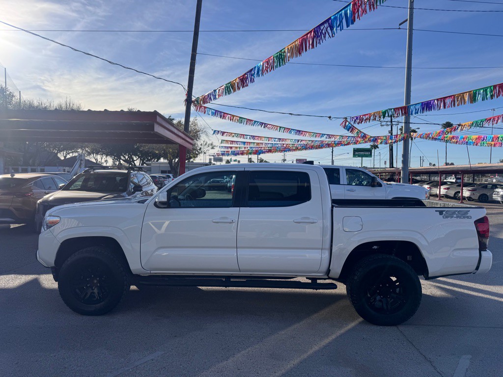 2021 Toyota Tacoma Image 14