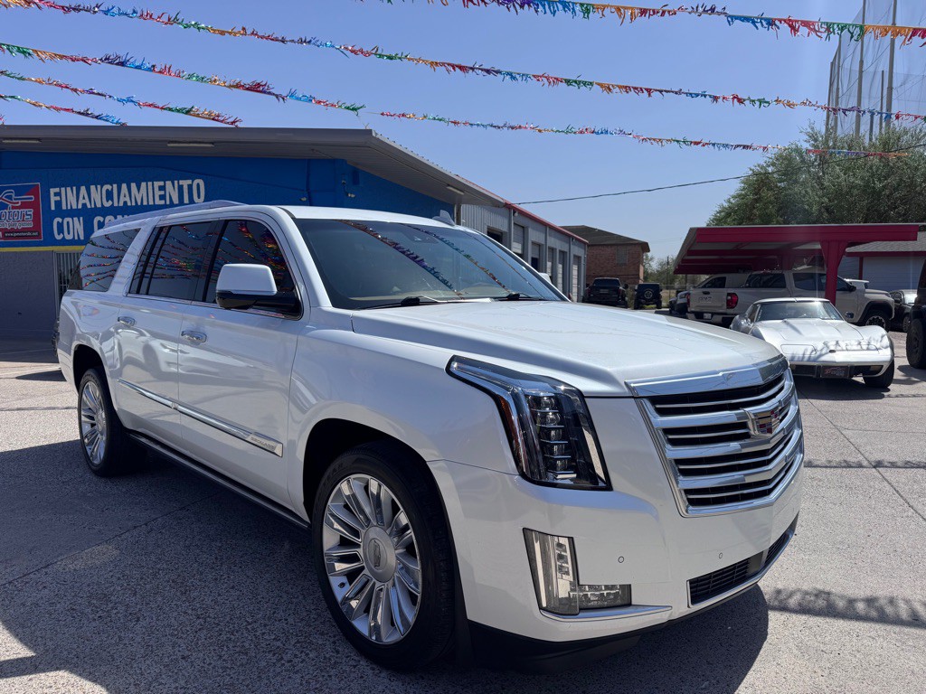 2016 Cadillac Escalade Image 6