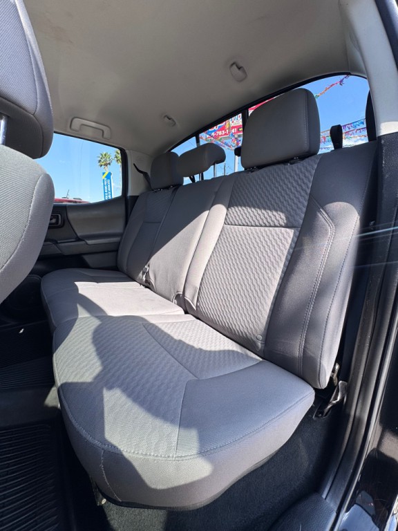 2023 Toyota Tacoma Image 11