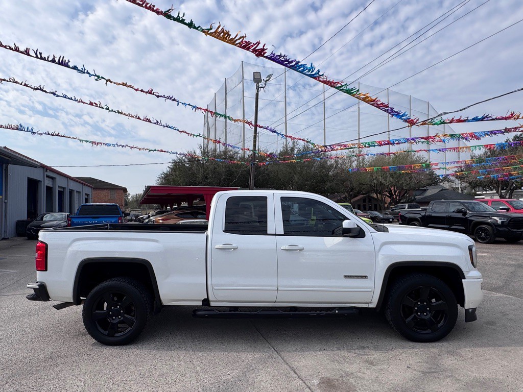 2017 GMC Sierra Image 3