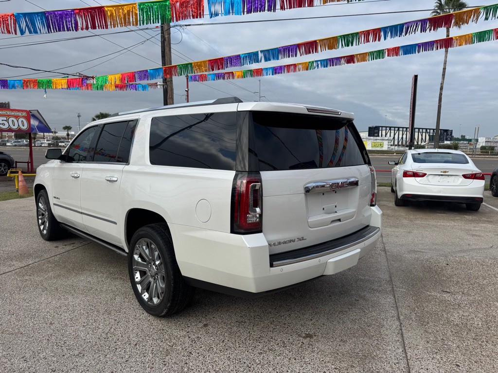 2016 GMC Yukon Image 4