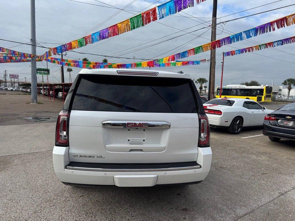2016 GMC Yukon Image 7