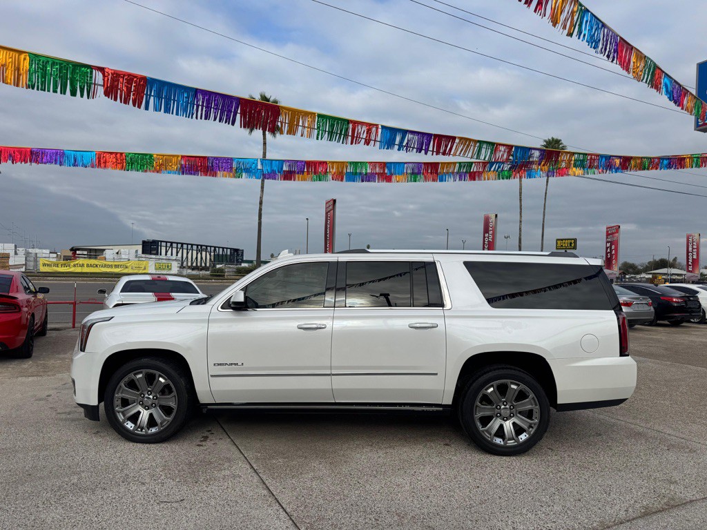 2016 GMC Yukon Image 13