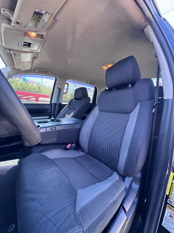 2015 Toyota Tundra Image 11