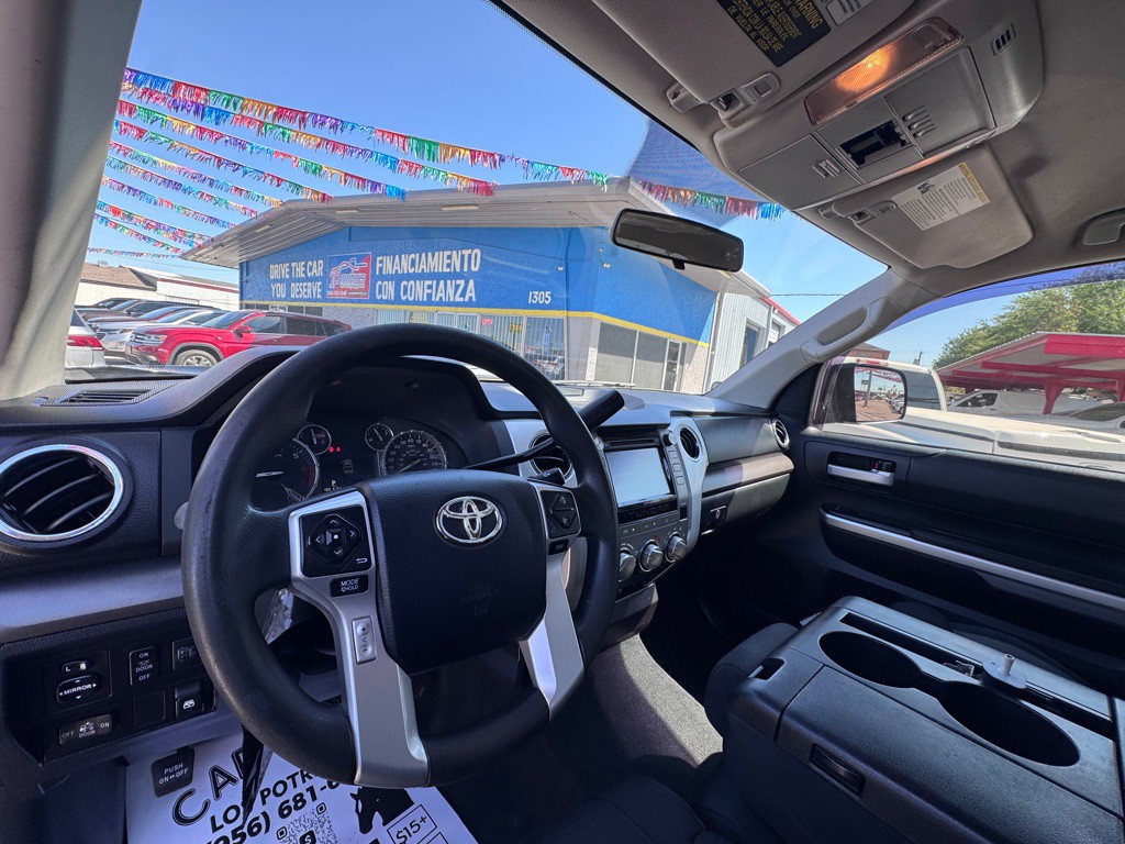 2015 Toyota Tundra Image 12