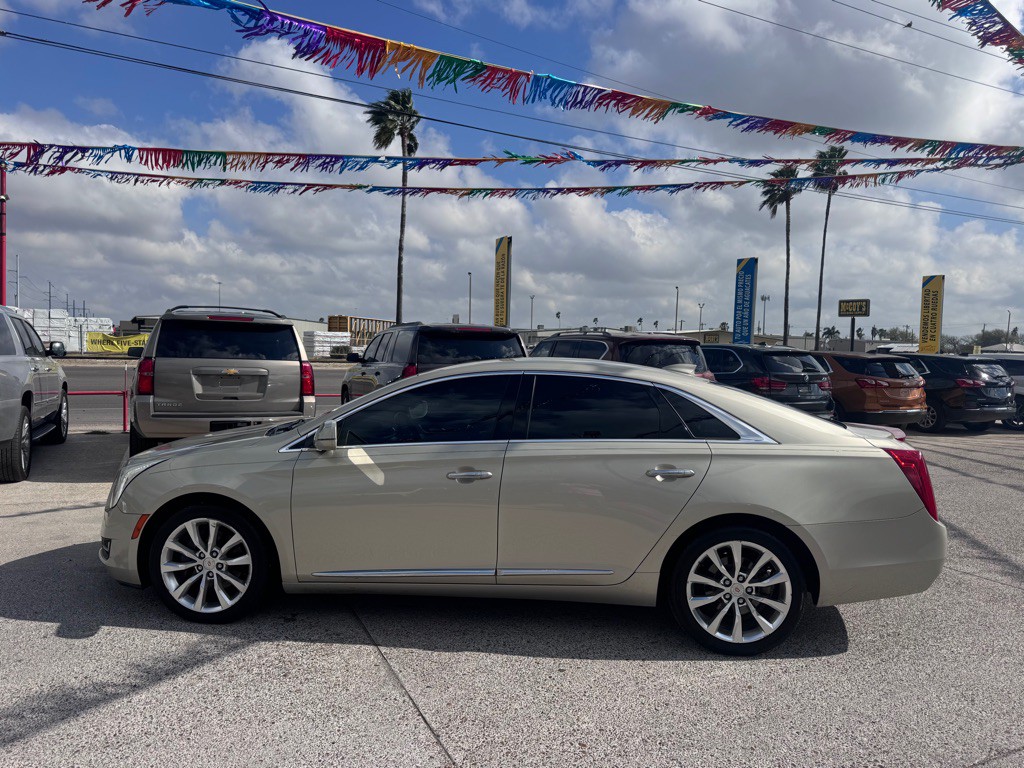 2015 Cadillac XTS Image 2