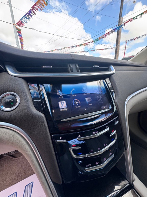 2015 Cadillac XTS Image 12