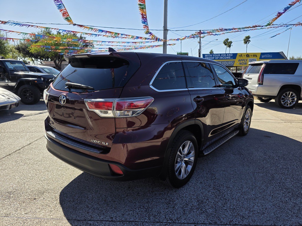 2016 Toyota Highlander Image 5