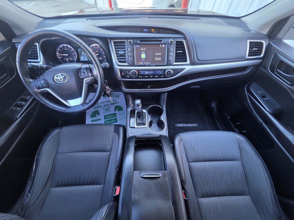 2016 Toyota Highlander Image 9