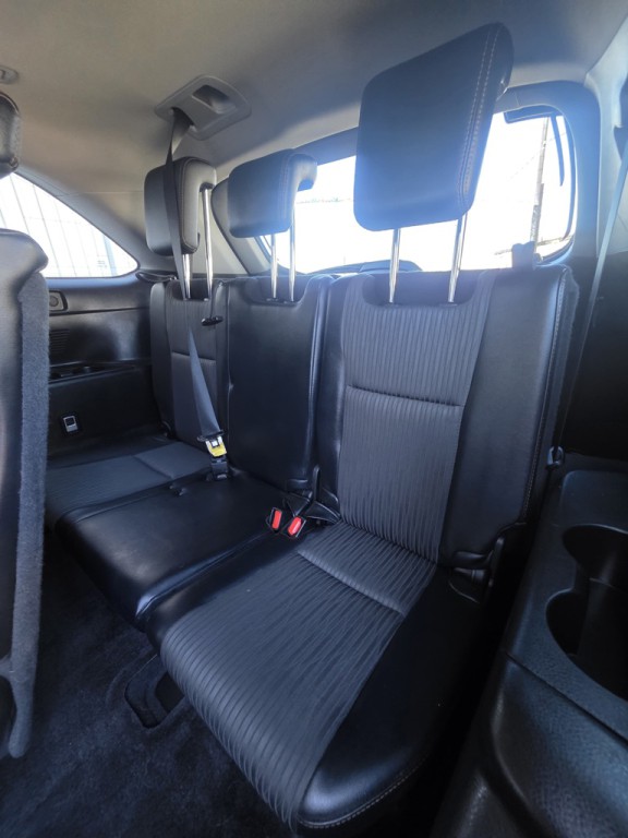 2016 Toyota Highlander Image 11