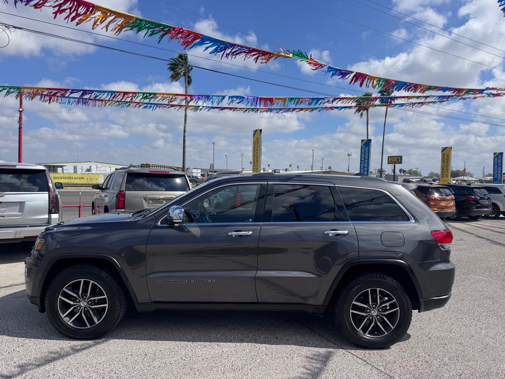2017 Jeep Grand Cherokee Image 2