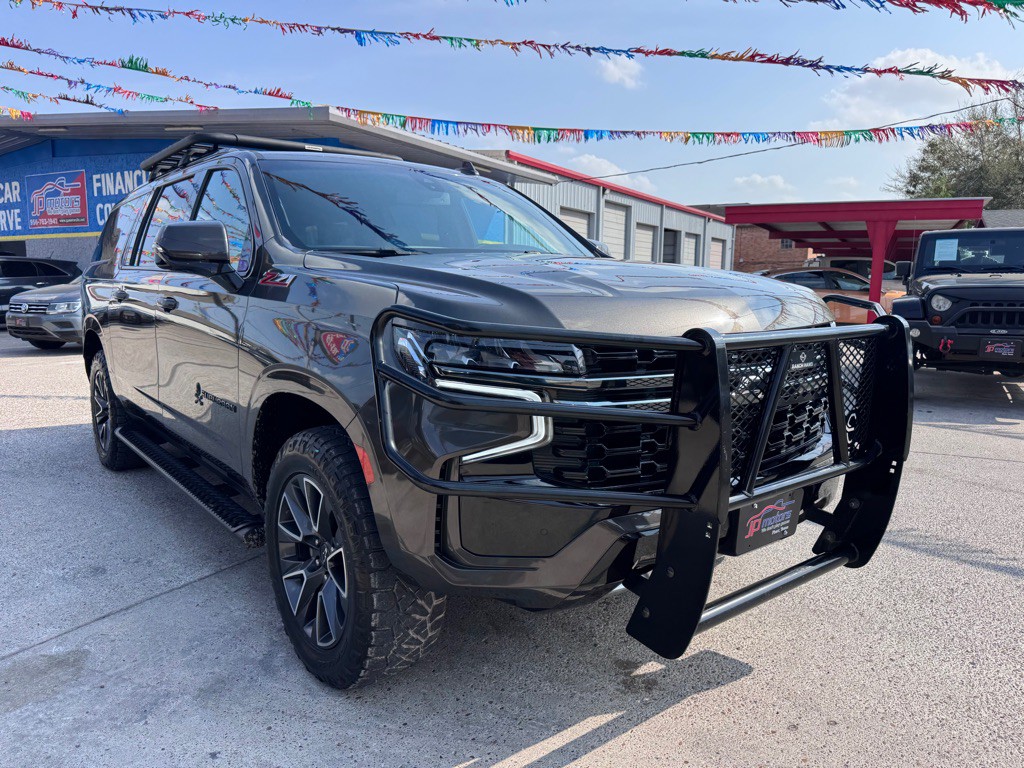 2021 Chevrolet Suburban Image 4