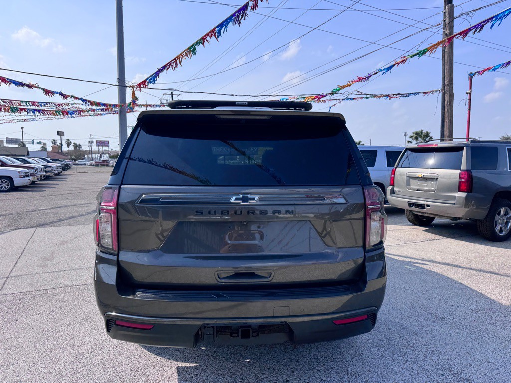 2021 Chevrolet Suburban Image 8