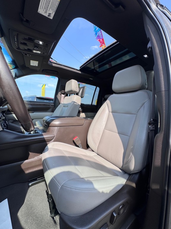 2021 Chevrolet Suburban Image 11