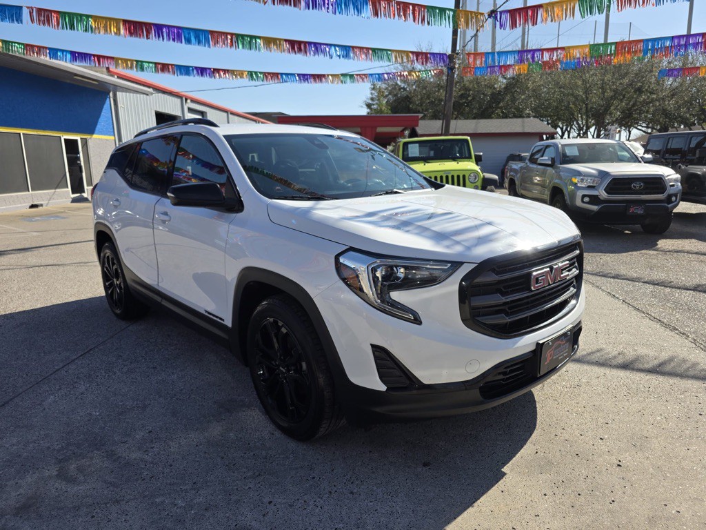 2020 GMC Terrain Image 3
