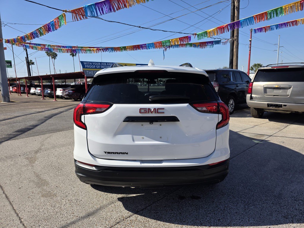 2020 GMC Terrain Image 8