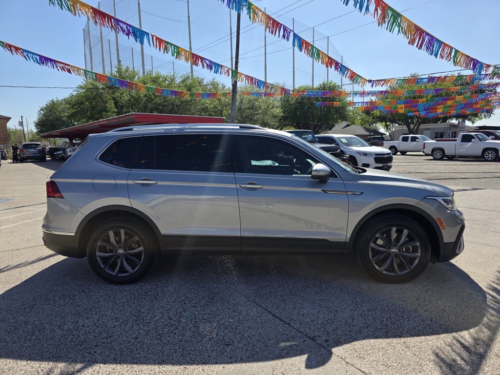 2022 Volkswagen Tiguan Image 2