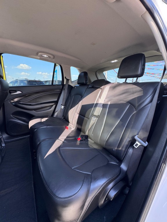 2019 Buick Envision Image 9