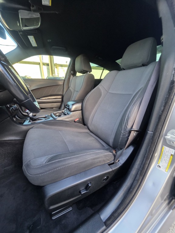 2018 Dodge Charger Image 8