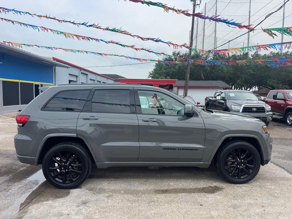 2020 Jeep Grand Cherokee Image 3