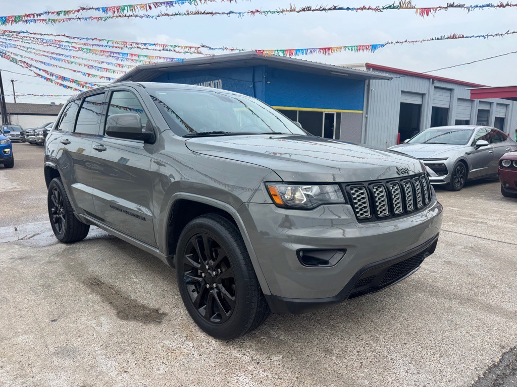 2020 Jeep Grand Cherokee Image 4