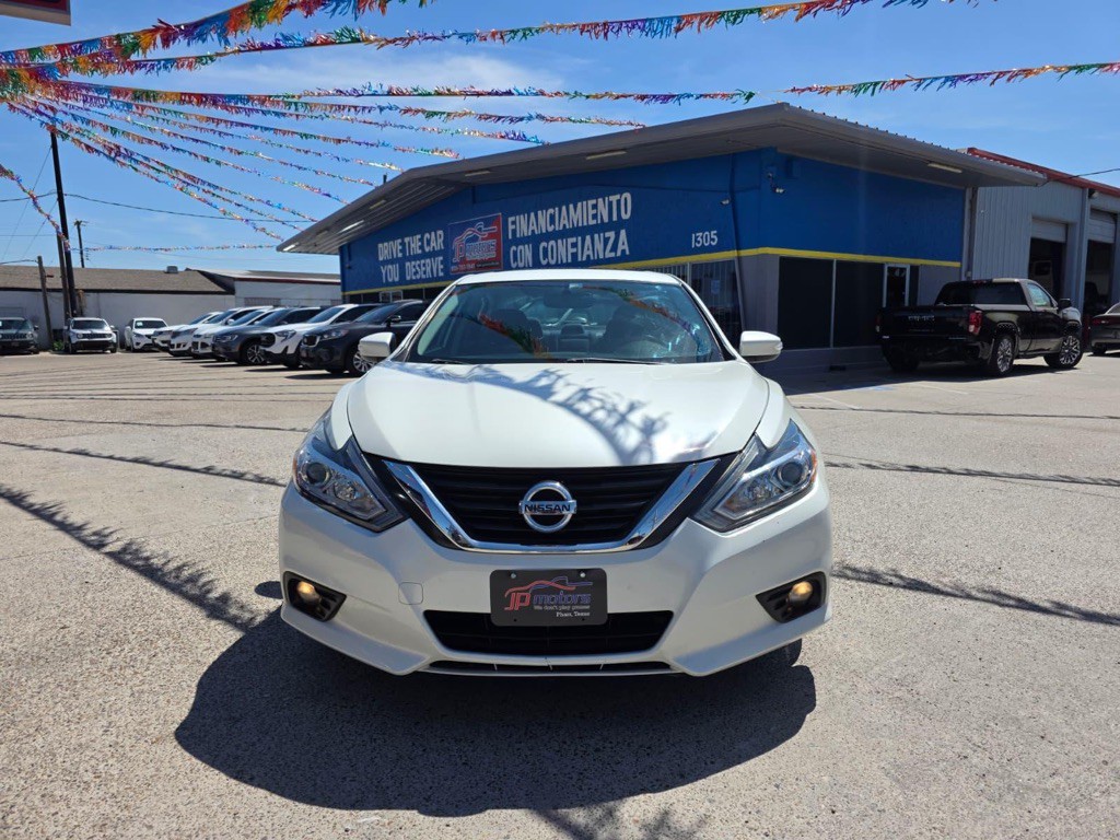 2017 Nissan Altima Image 7