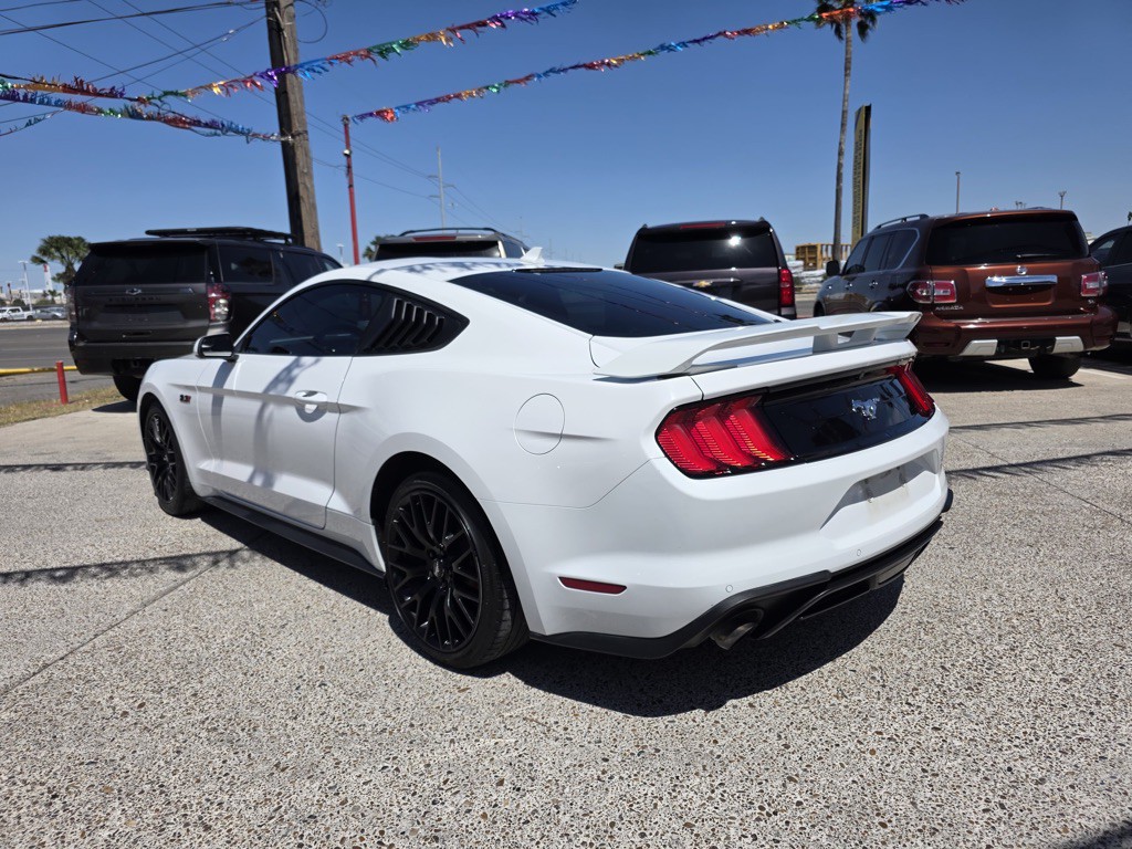 2020 Ford Mustang Image 4
