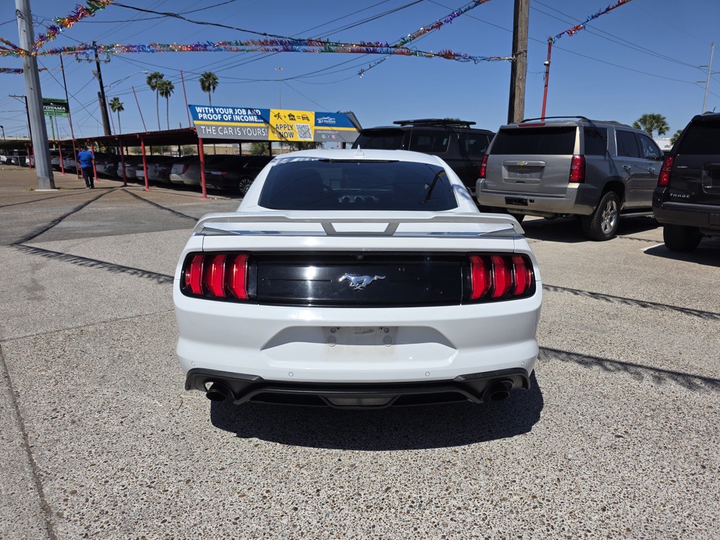 2020 Ford Mustang Image 5