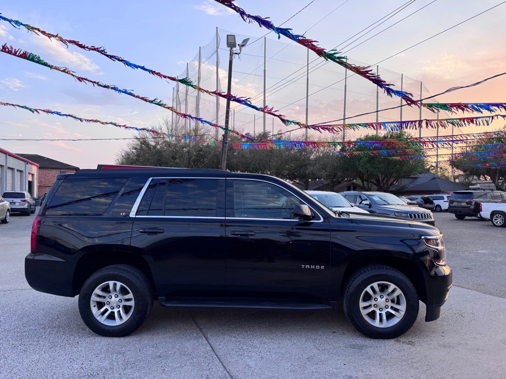 2019 Chevrolet Tahoe Image 3