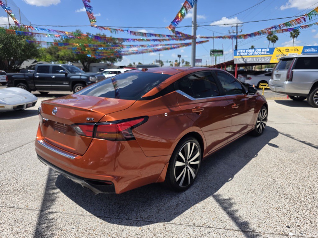 2019 Nissan Altima Image 4
